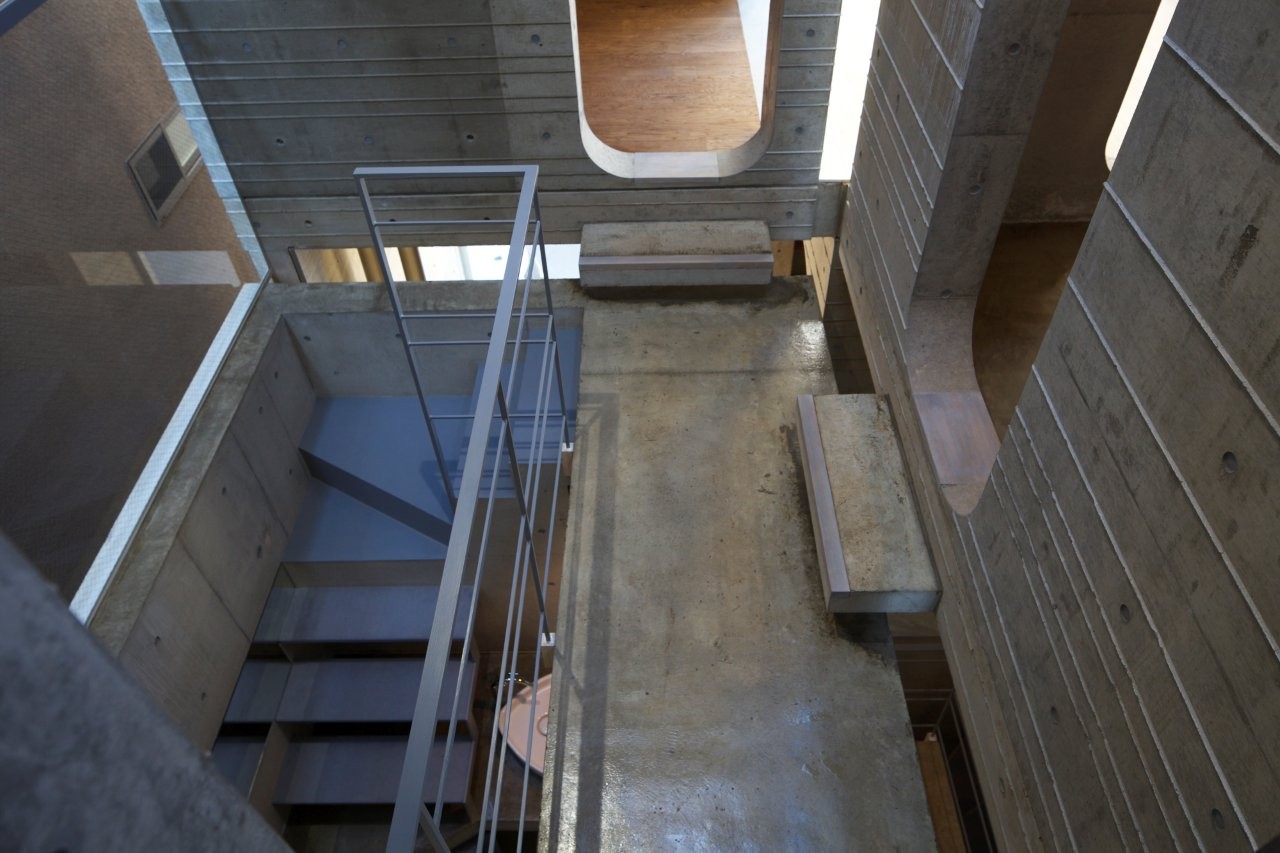 カットスライドハウス